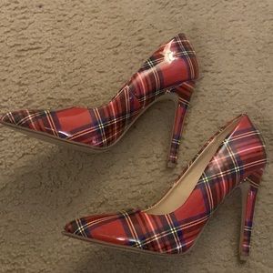 Plaid red shoes